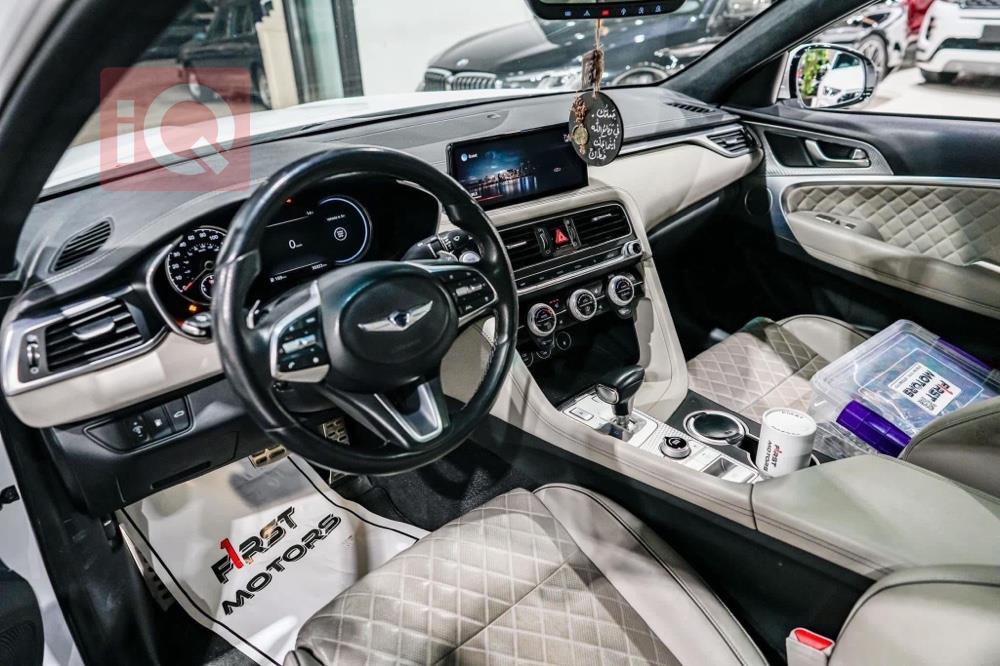 Genesis G70